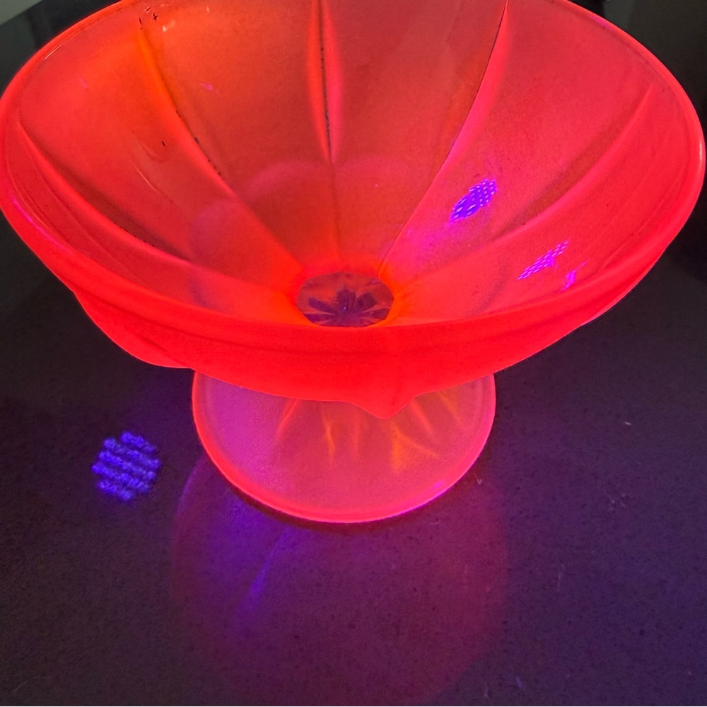 Fluorescent Pink Uranium Glass Bowl
